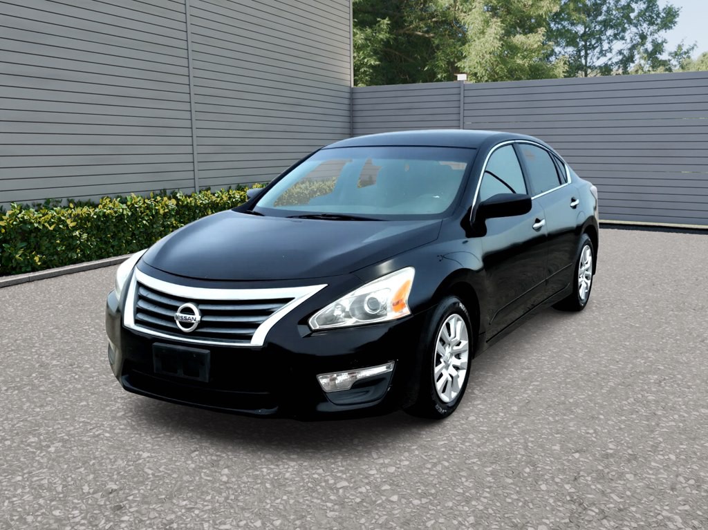 2014 Nissan Altima Image 2