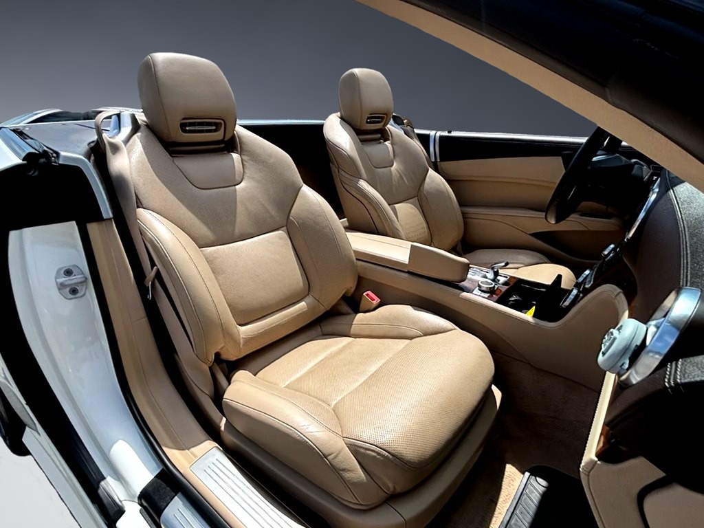 2013 Mercedes-Benz SL-Class Image 11