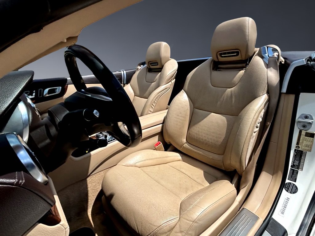 2013 Mercedes-Benz SL-Class Image 13