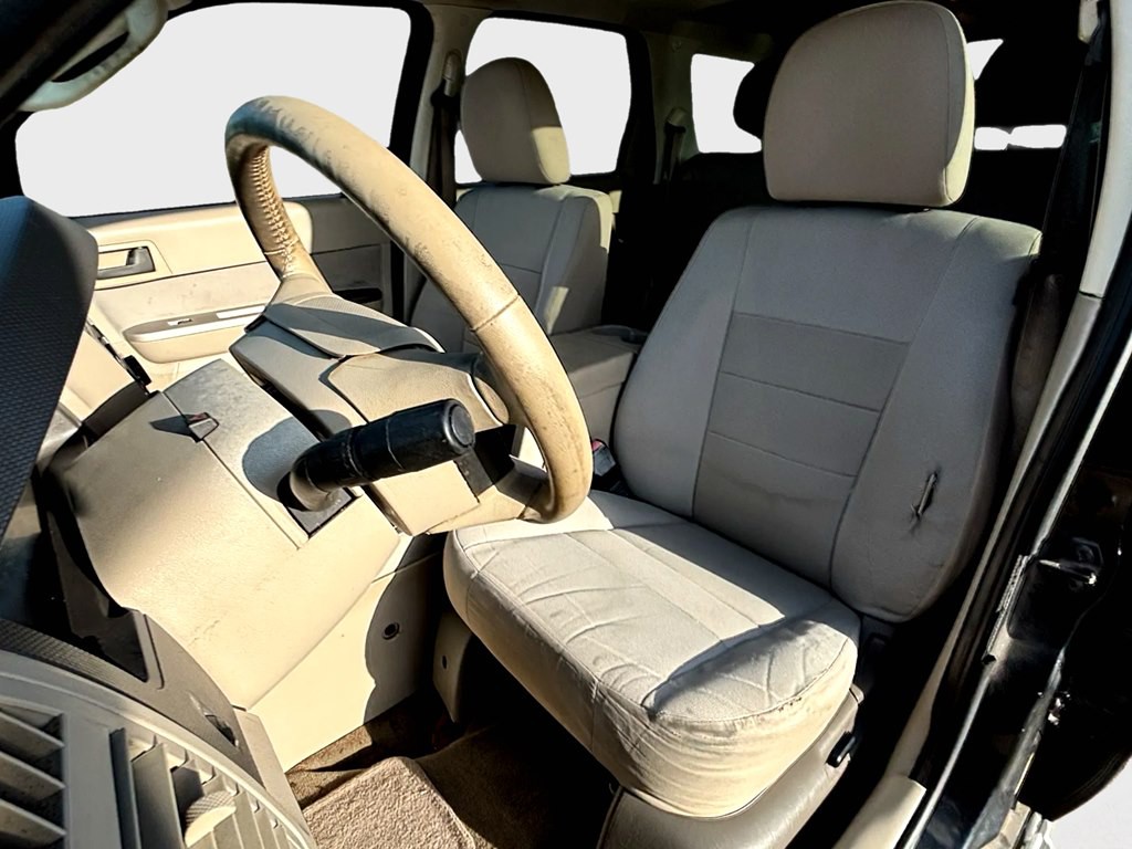 2010 Ford Escape Image 9