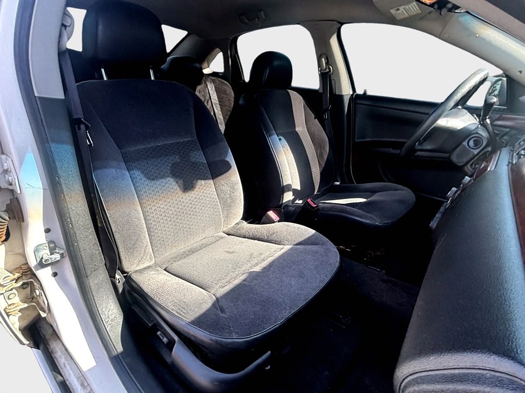 2006 Chevrolet Impala Image 11