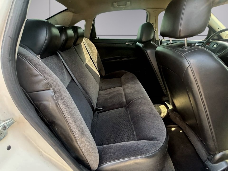2006 Chevrolet Impala Image 12