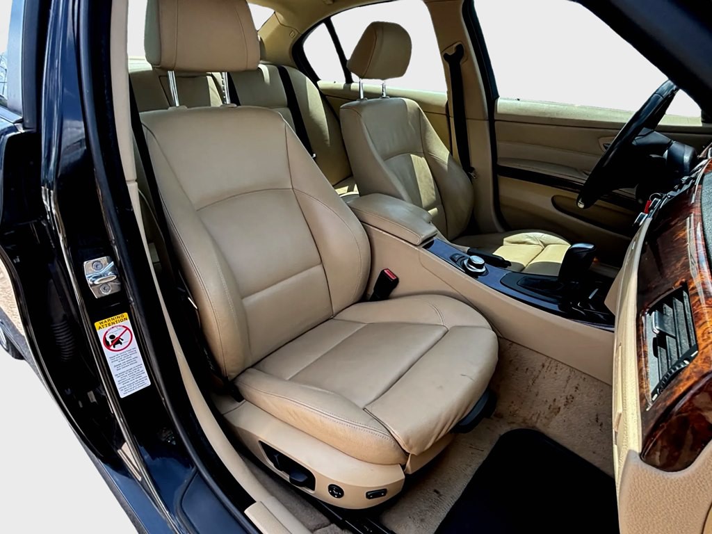 2007 BMW 3 Series Image 11