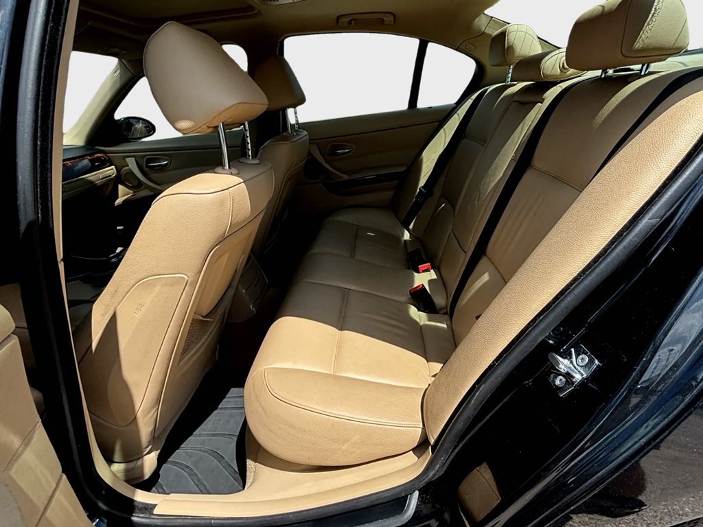 2007 BMW 3 Series Image 13