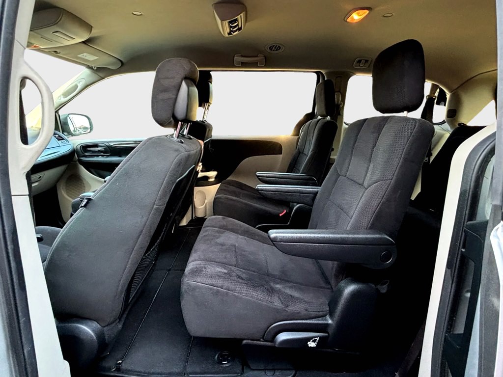 2011 Dodge Grand Caravan Image 13