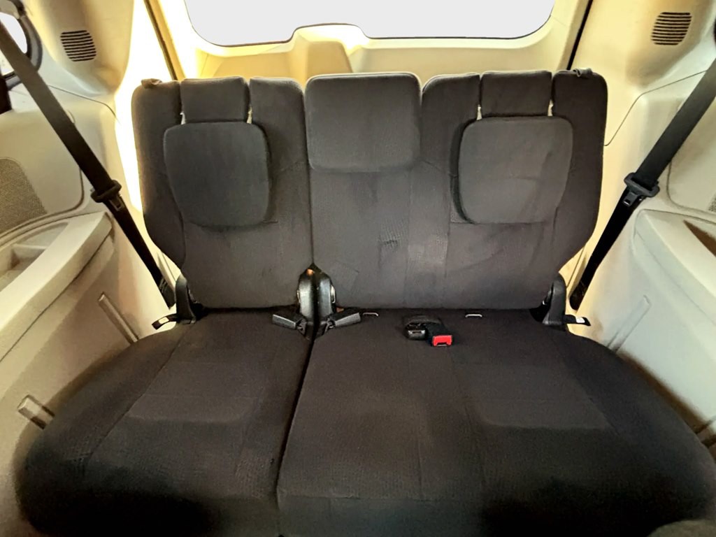 2011 Dodge Grand Caravan Image 14