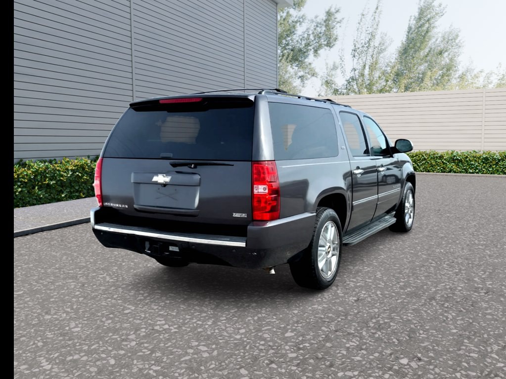 2010 Chevrolet Suburban Image 5