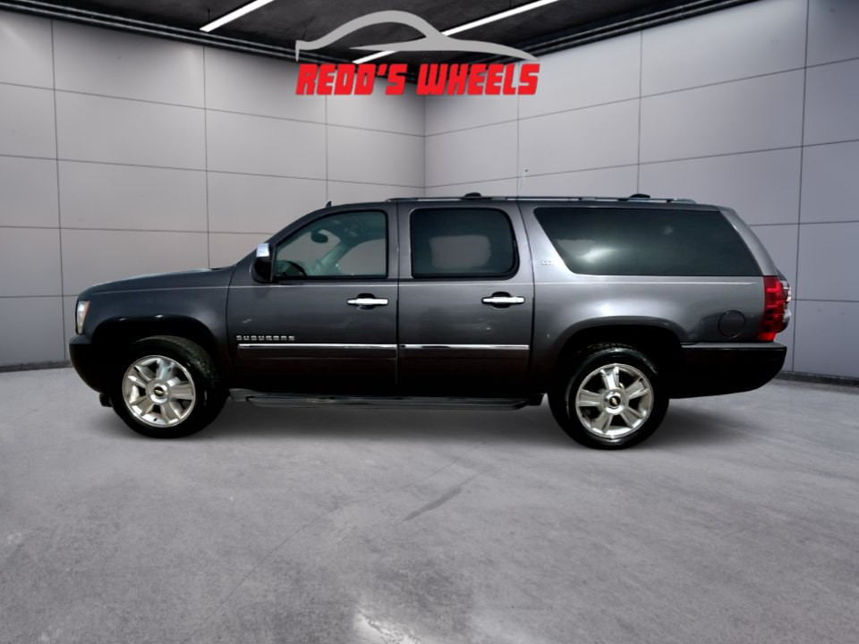 2010 Chevrolet Suburban Image 6