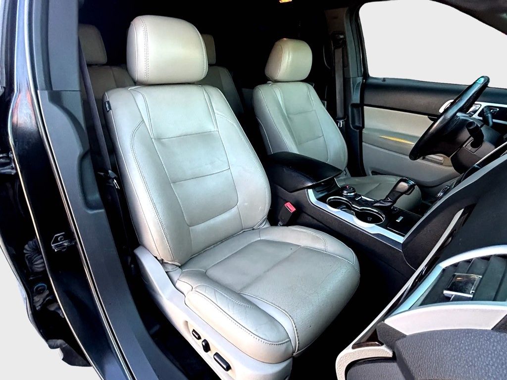 2015 Ford Explorer Image 11