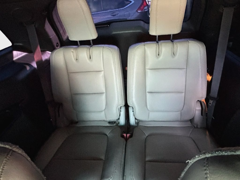 2015 Ford Explorer Image 14