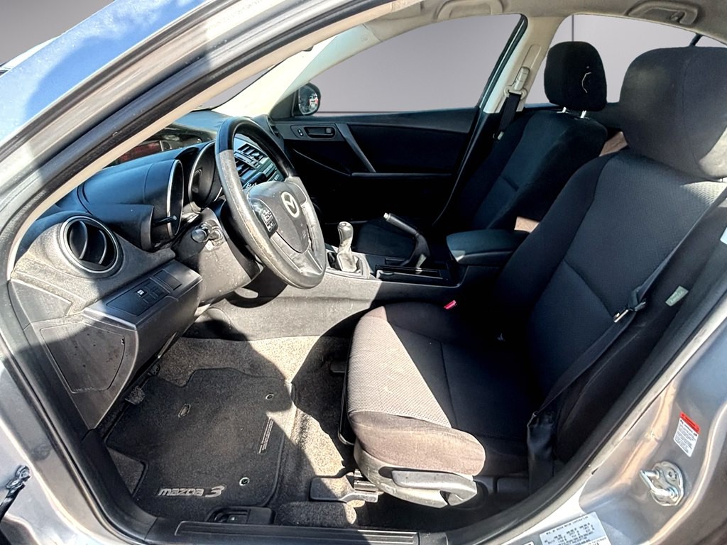 2011 Mazda Mazda3 Image 8