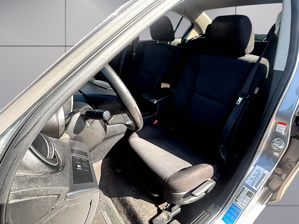 2011 Mazda Mazda3 Image 9
