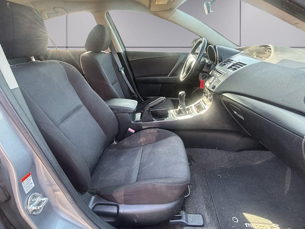 2011 Mazda Mazda3 Image 11