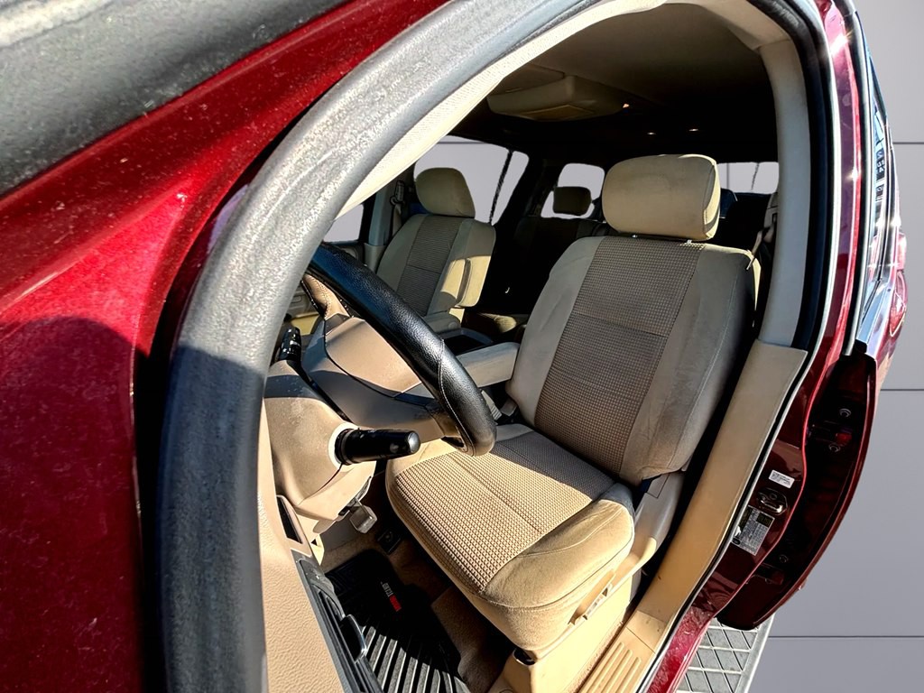 2011 Nissan Armada Image 9