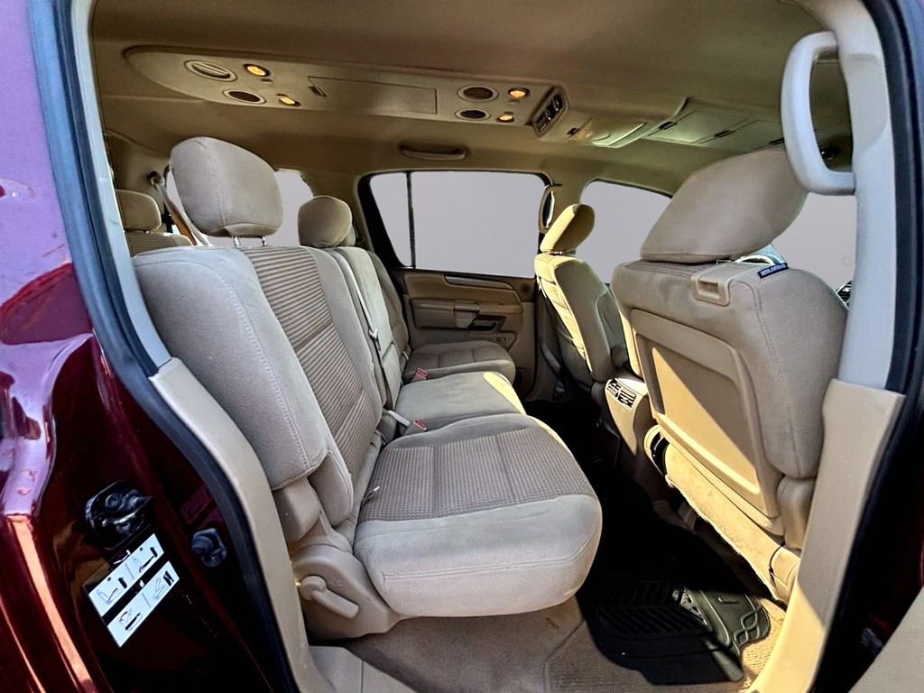 2011 Nissan Armada Image 12