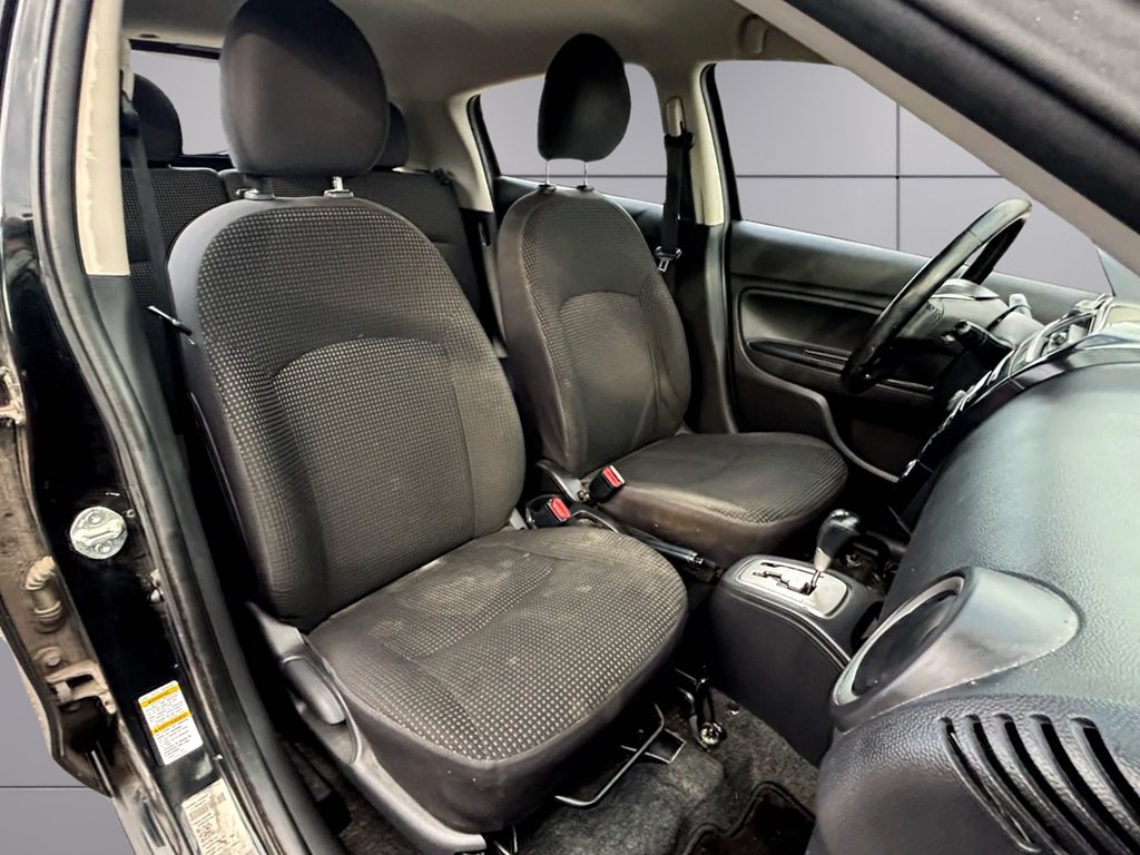 2015 Mitsubishi Mirage Image 10
