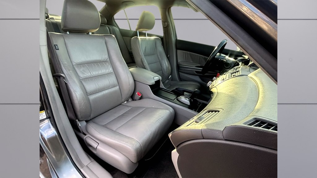 2008 Honda Accord Image 11