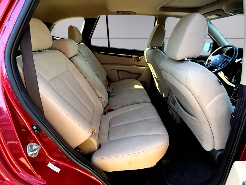 2010 Hyundai Santa Fe Image 12