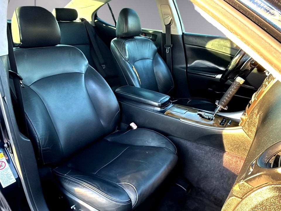 2009 Lexus IS 250 Image 11