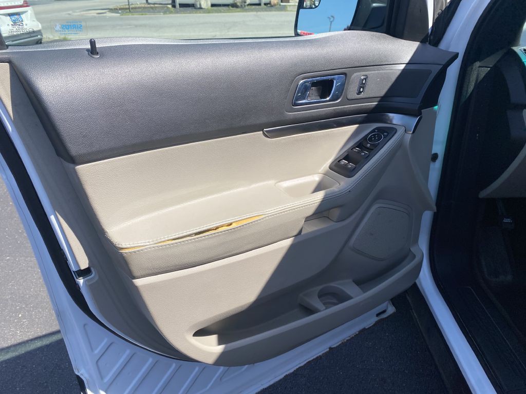 2014 Ford Explorer Image 21