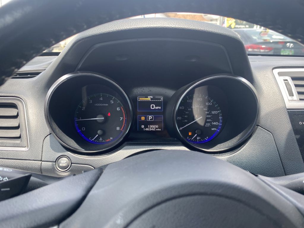 2015 Subaru Legacy Image 12
