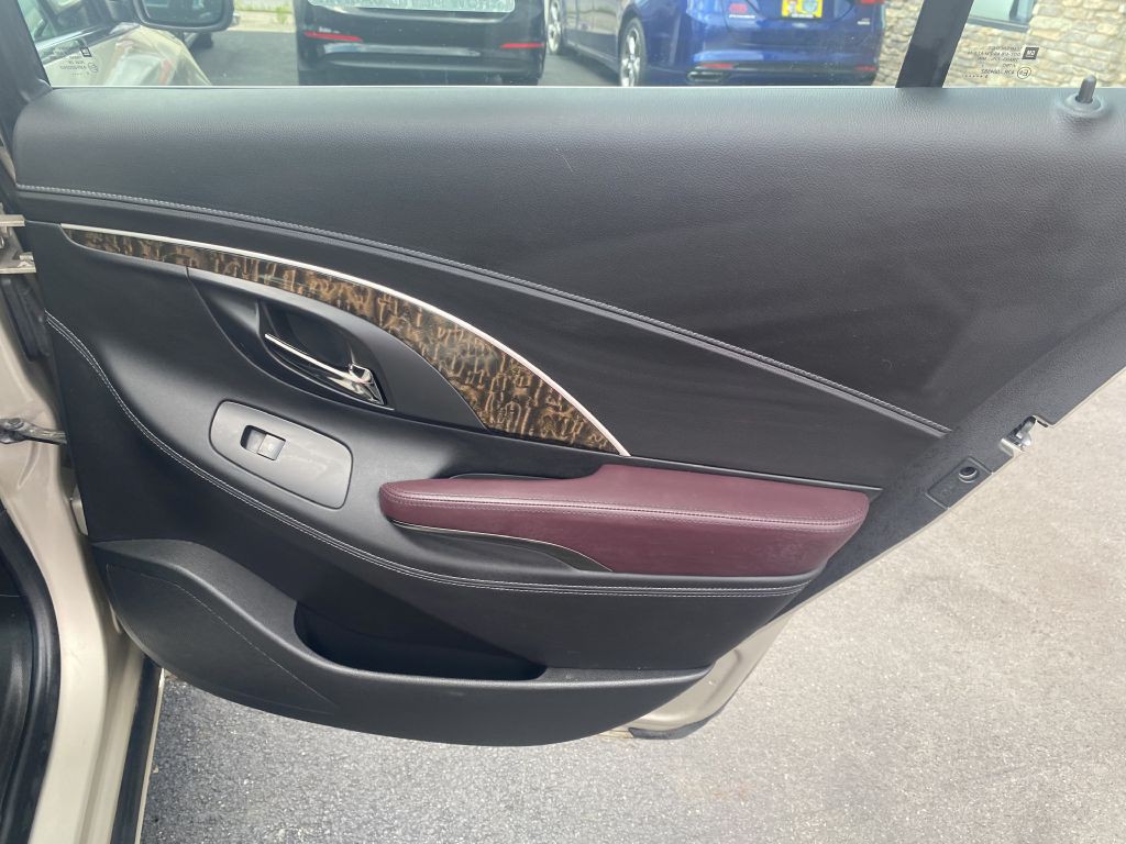 2016 Buick Lacrosse Image 21