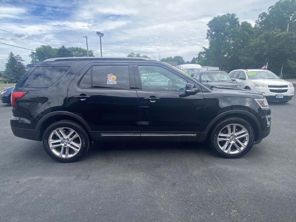 2016 Ford Explorer Image 4