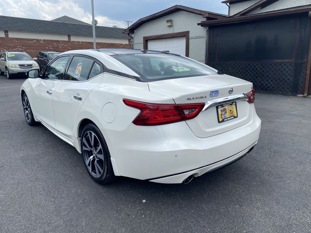 2016 Nissan Maxima Image 7
