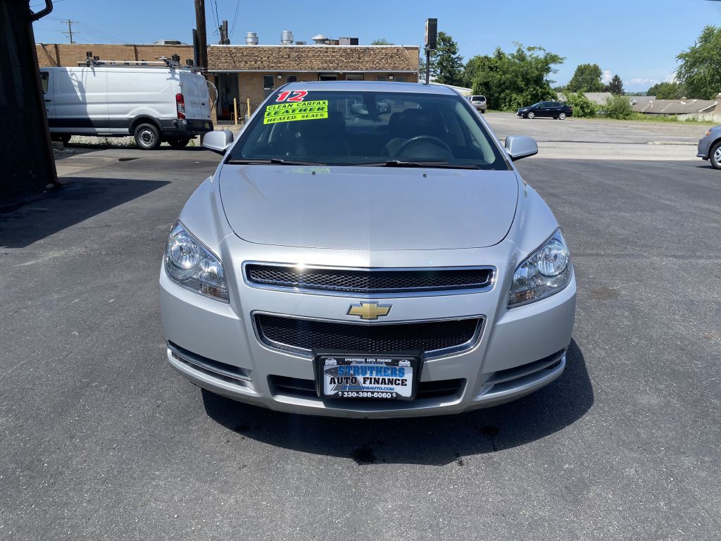 2012 Chevrolet Malibu Image 2