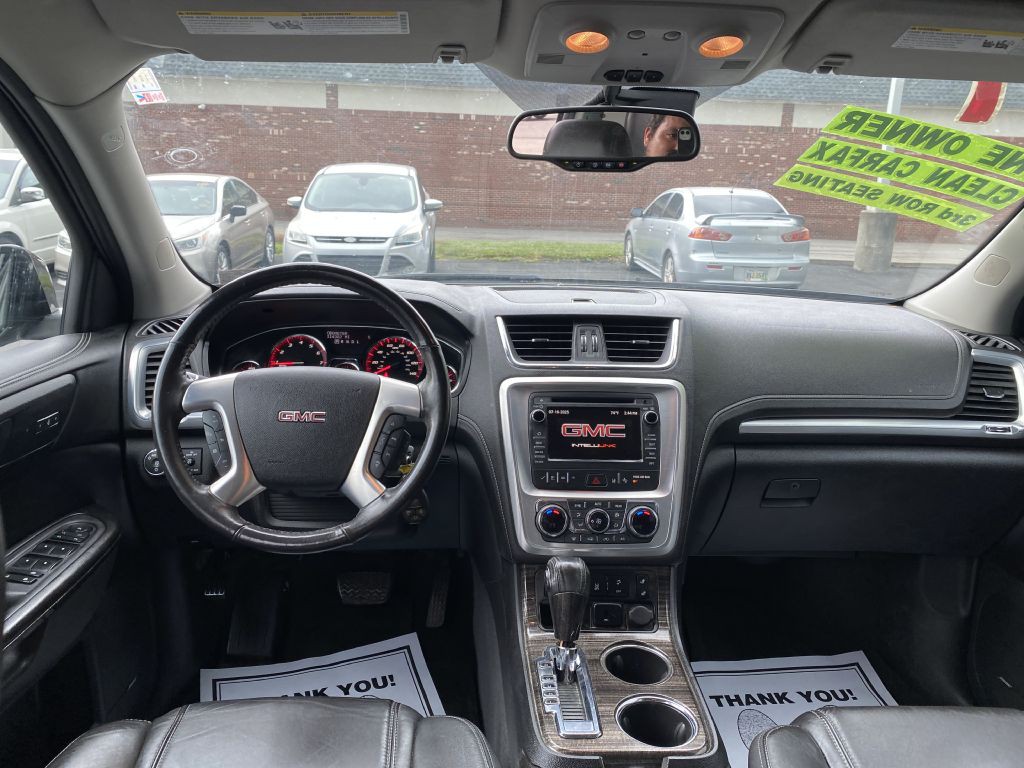 2017 GMC Acadia Image 9