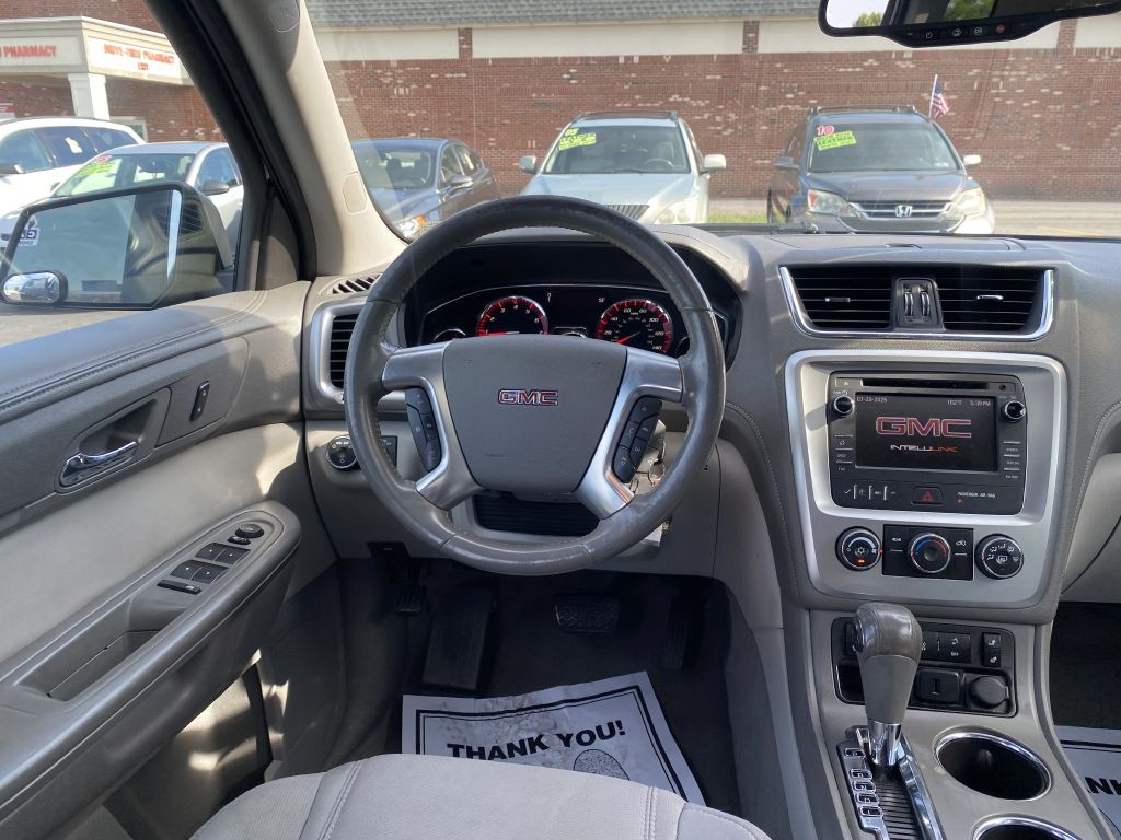 2015 GMC Acadia Image 10
