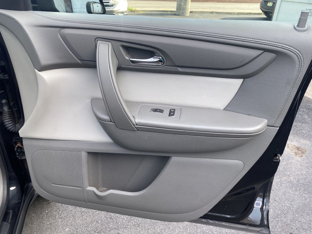 2015 GMC Acadia Image 24