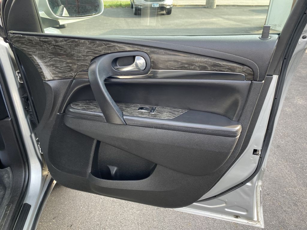 2014 Buick Enclave Image 23