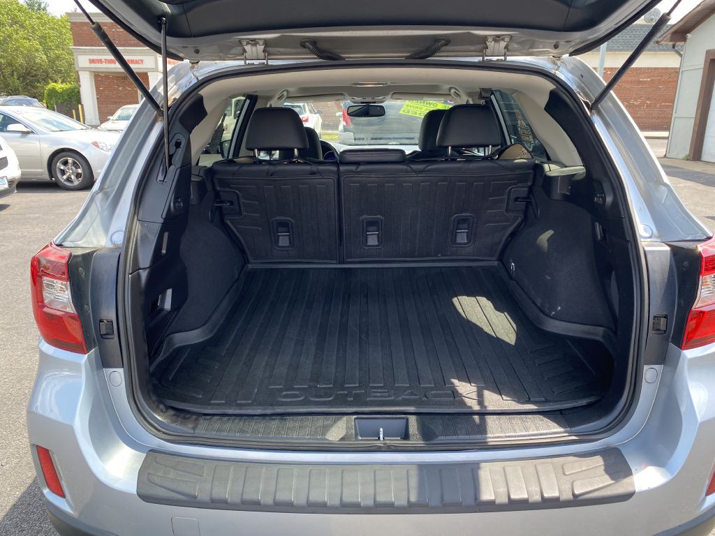 2016 Subaru Outback Image 16