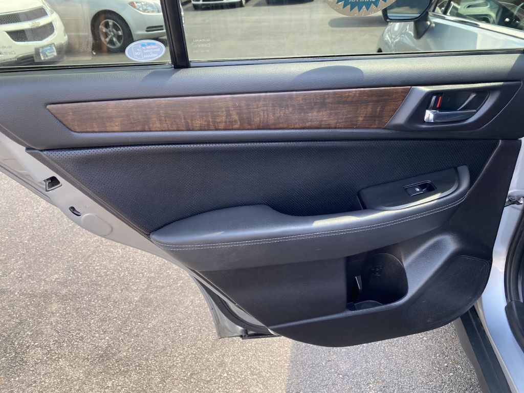 2016 Subaru Outback Image 21