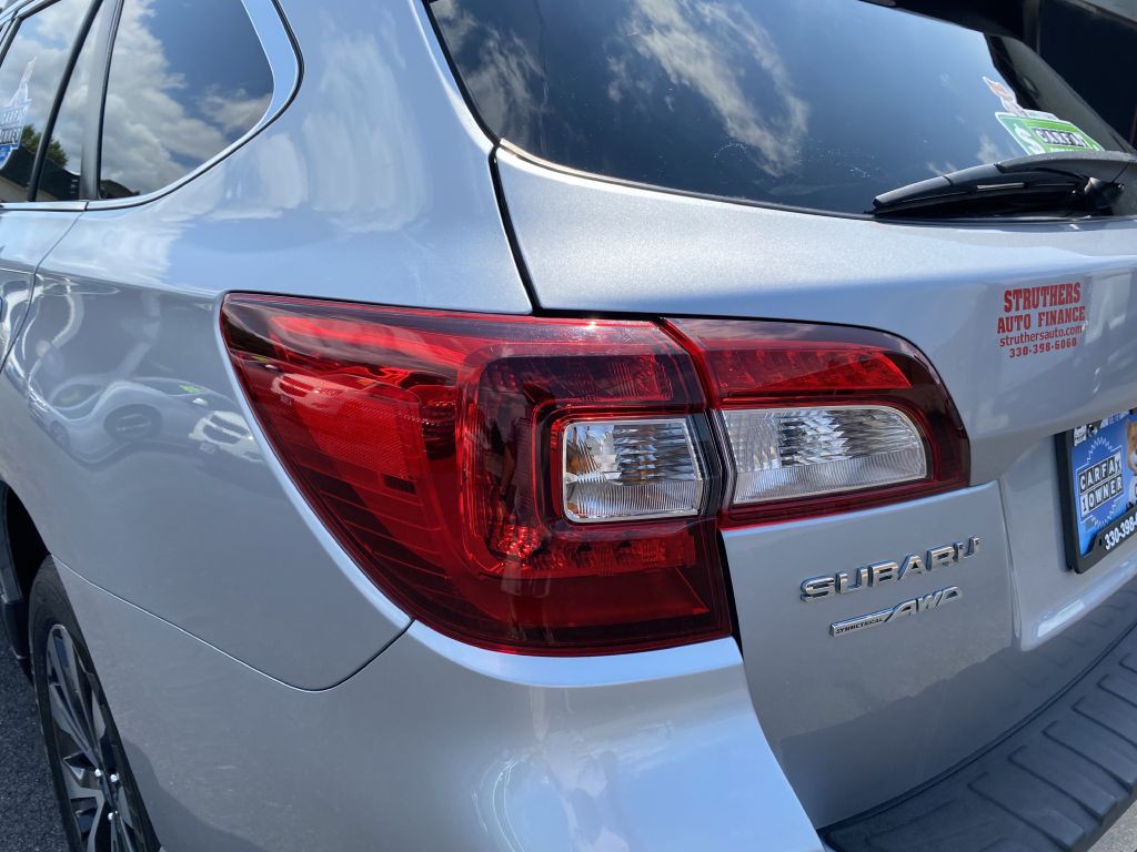 2016 Subaru Outback Image 26