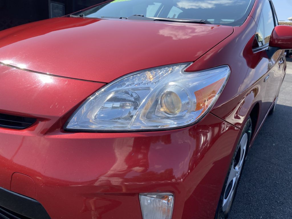 2014 Toyota Prius Image 24