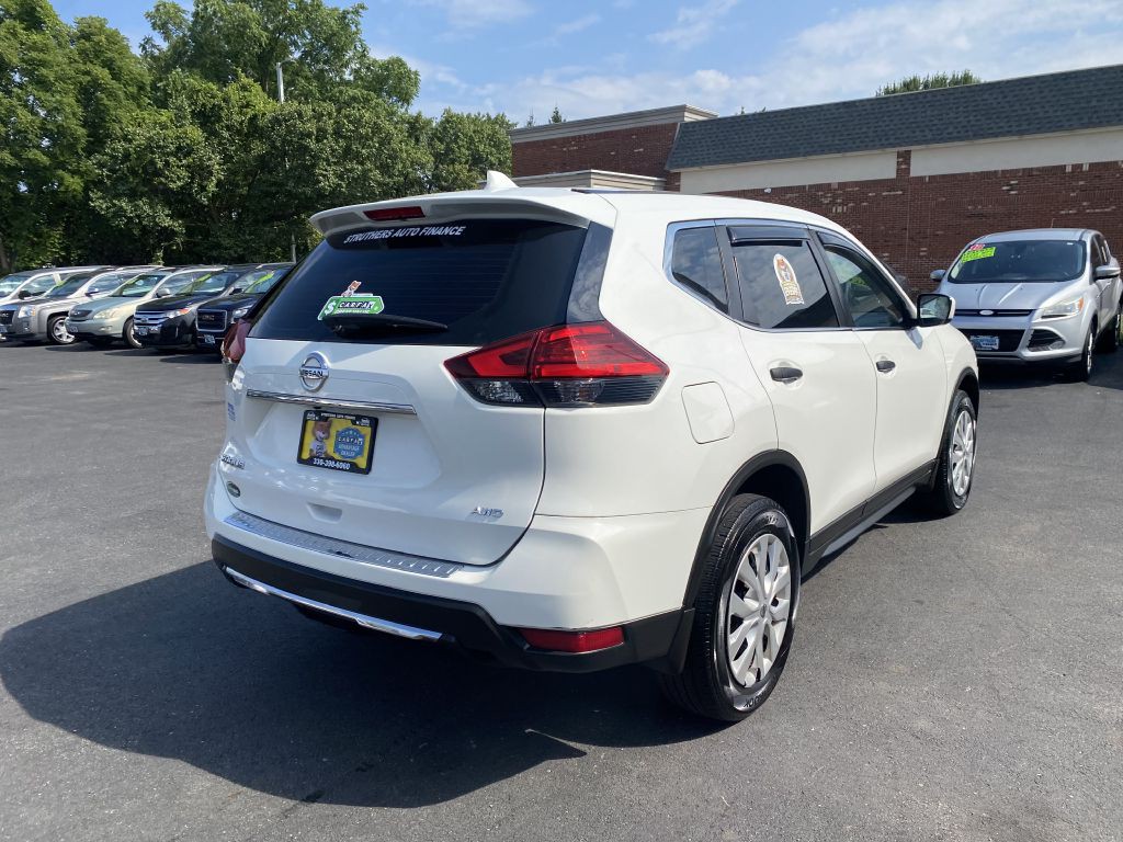 2017 Nissan Rogue Image 5