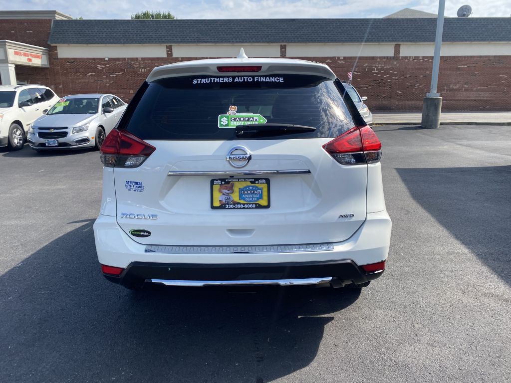 2017 Nissan Rogue Image 6