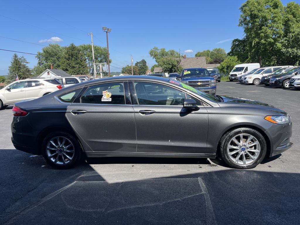 2017 Ford Fusion Image 4