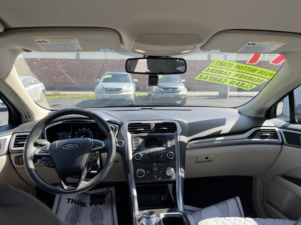 2017 Ford Fusion Image 9