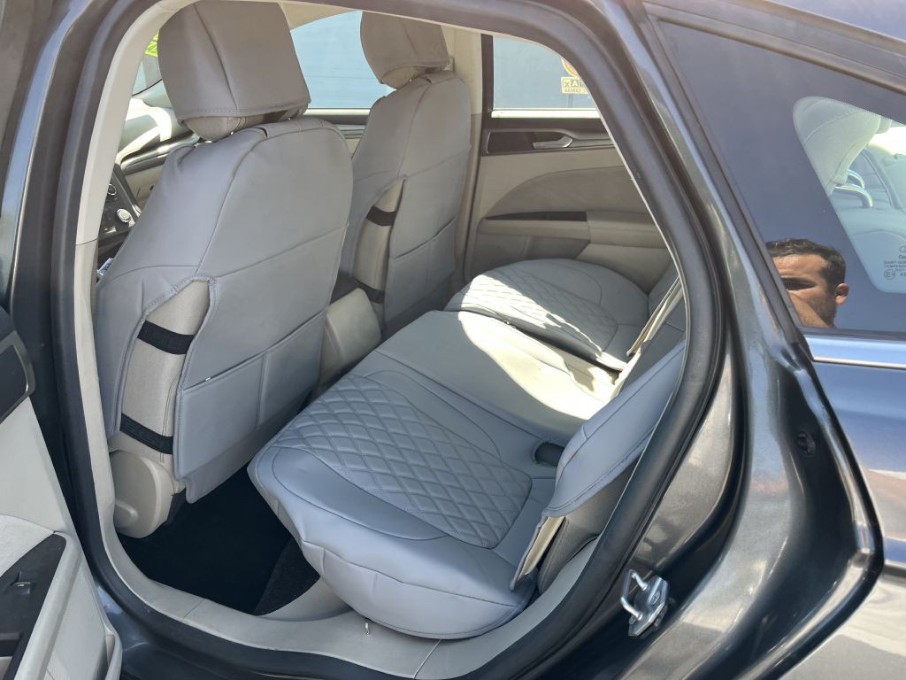 2017 Ford Fusion Image 15