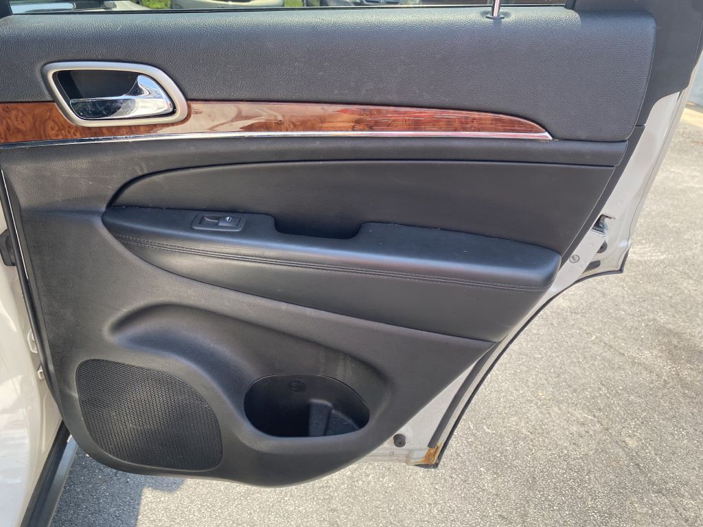 2012 Jeep Grand Cherokee Image 22