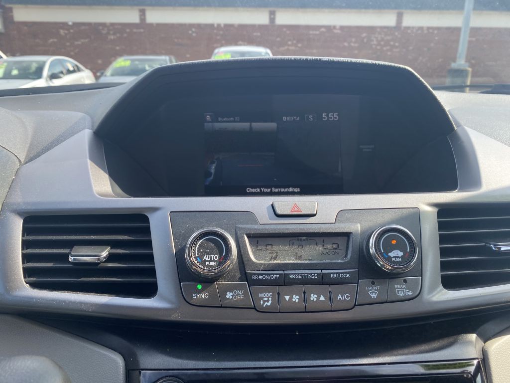 2015 Honda Odyssey Image 27