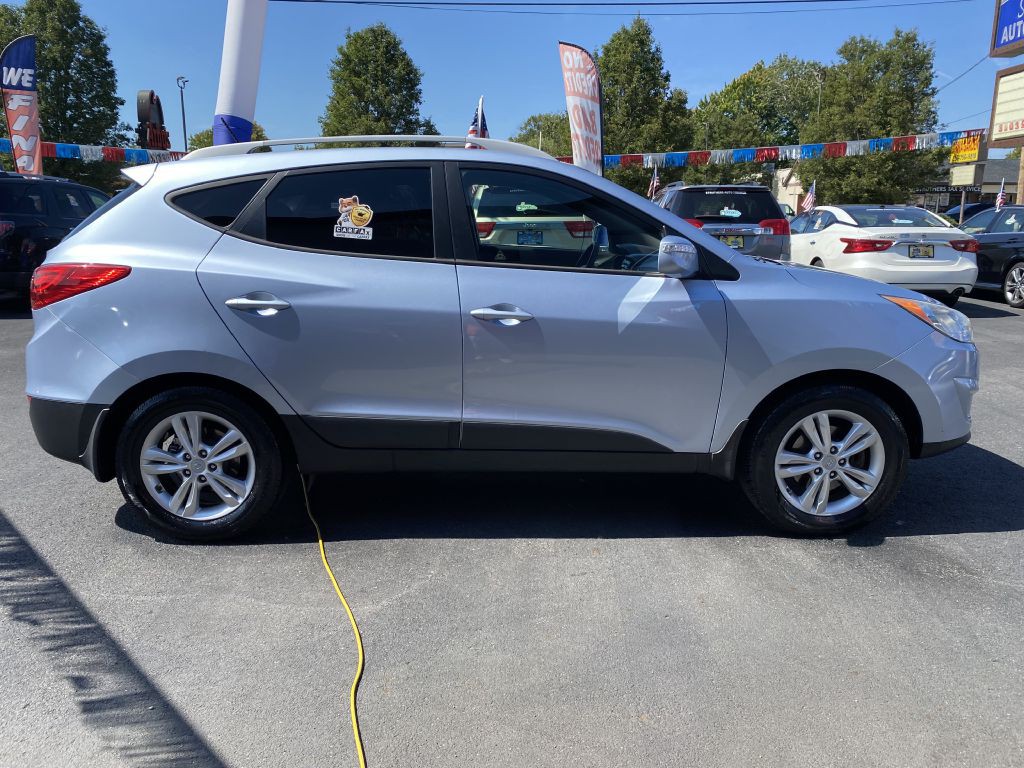 2013 Hyundai Tucson Image 4