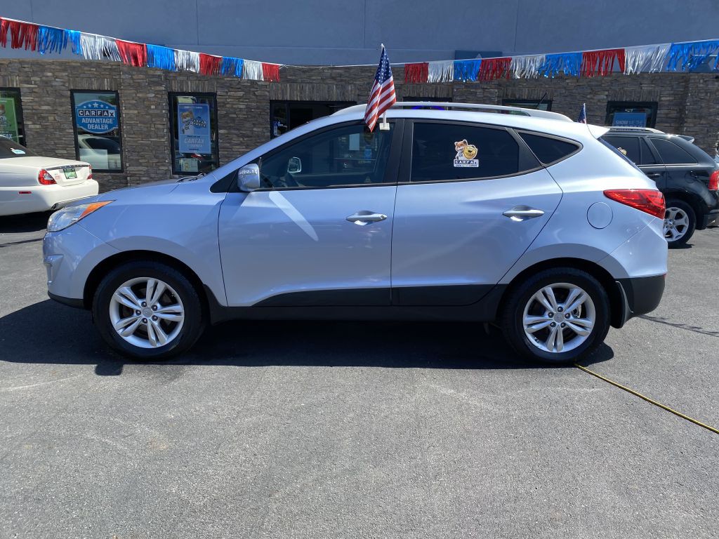 2013 Hyundai Tucson Image 8