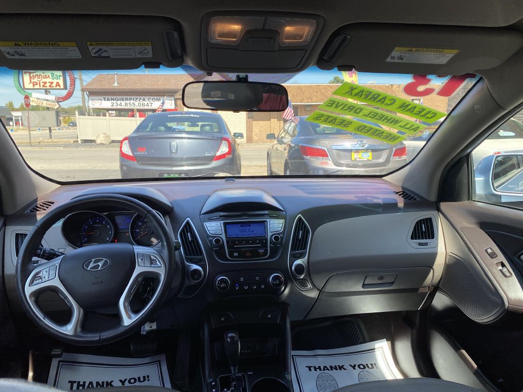 2013 Hyundai Tucson Image 9