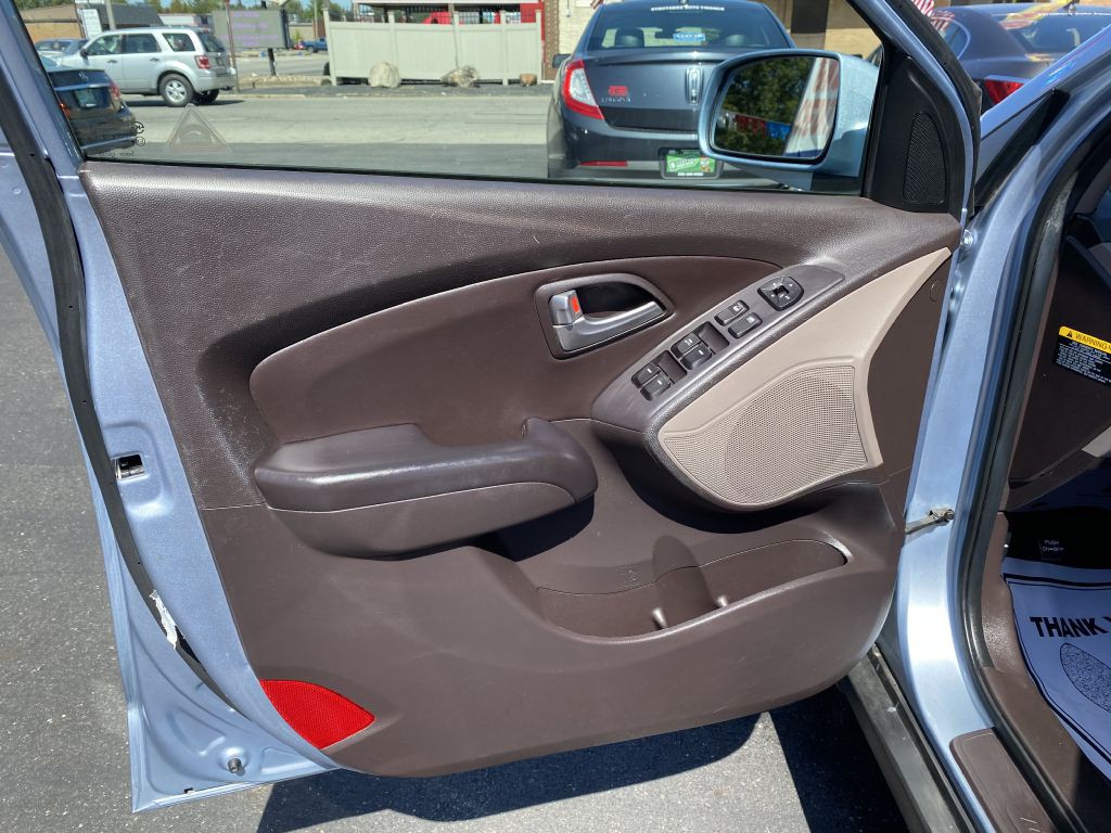 2013 Hyundai Tucson Image 19