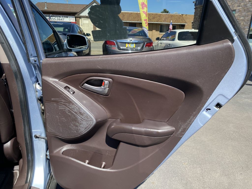 2013 Hyundai Tucson Image 21