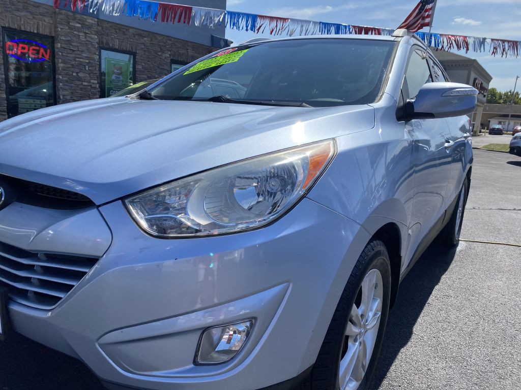 2013 Hyundai Tucson Image 25